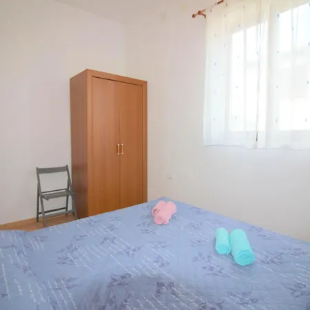 Apartment Ema In Ruhiger Lage Mit Parkplatz Im Hof *